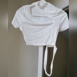 White T shirt with cross detailing Size: Small/4